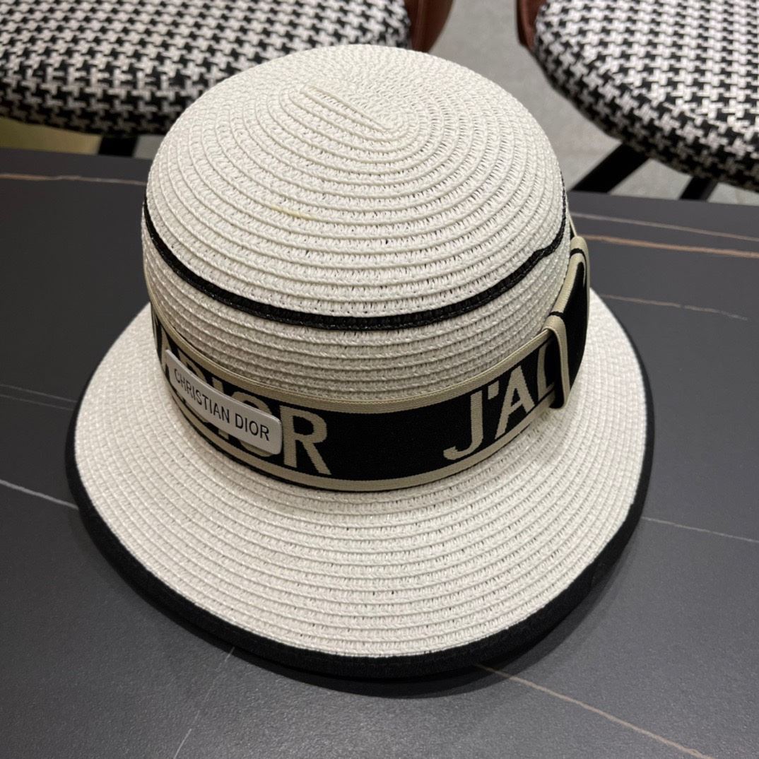 Christian Dior Caps